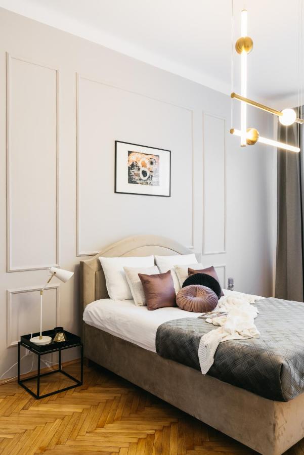 Luna Apartment - Loftaffair Краков Экстерьер фото