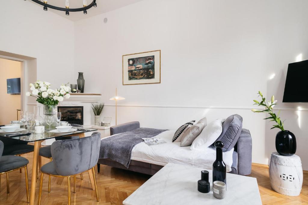 Luna Apartment - Loftaffair Краков Экстерьер фото